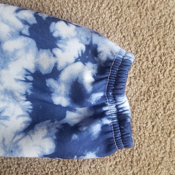 Tie Dye Sweatpants, Blue and White size Small - Picture 7 of 7